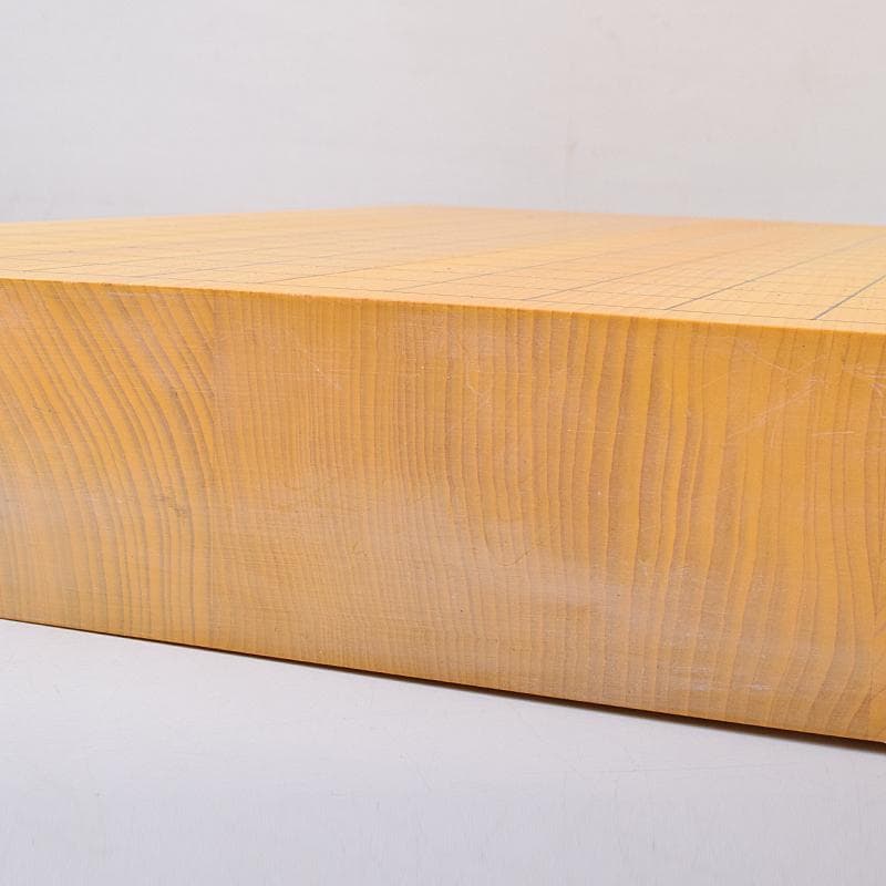 囲碁　榧製　卓上碁盤　木箱付　V　8397A