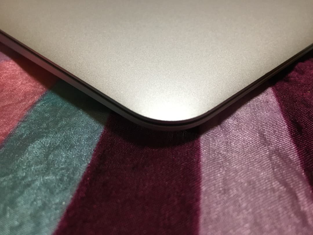 MacBook本体 Apple MacBook Air 2015 i5 250GB WIN11