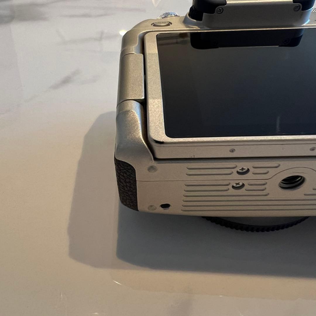 Canon EOS RP ゴールド