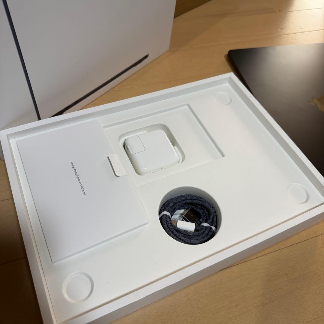 MacBook本体 MacBook Air M2 8GB/256GB AppleCare+