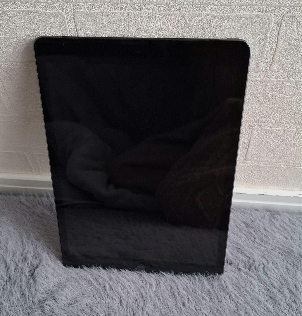 超美品 iPad 第9世代 本体 カバー付き