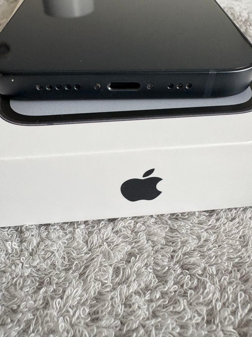 【美品】Apple iPhone14 128GB 最大容量92%