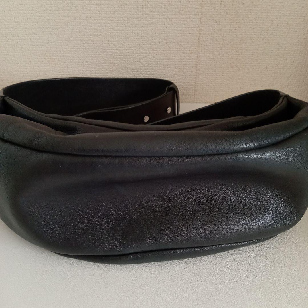 cosレザープリーツベルトバッグ