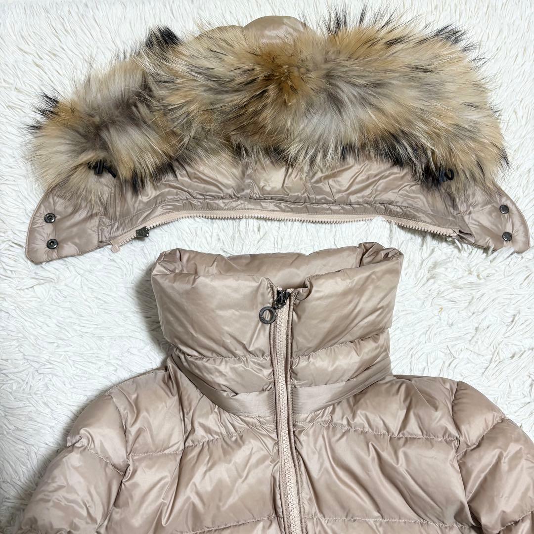 大きい✨22年モデル TATRAS SARMA ベージュ　ファー 3way L