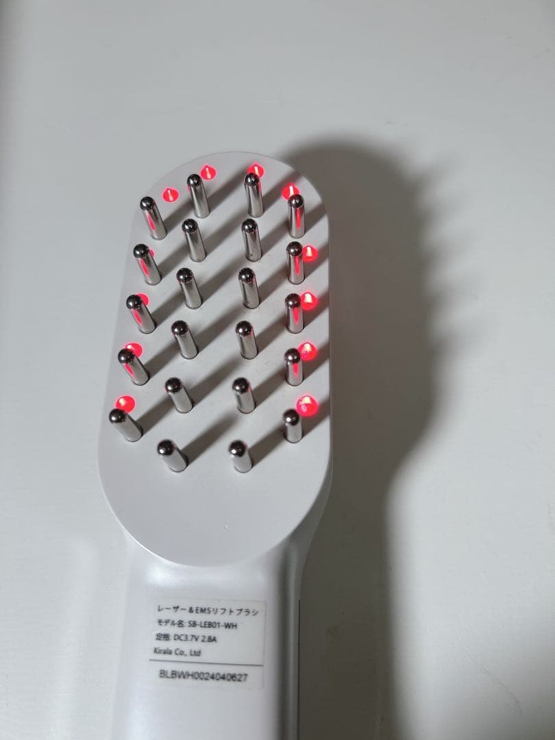 STELLA BEAUTE レーザー＆EMSリフトブラシ