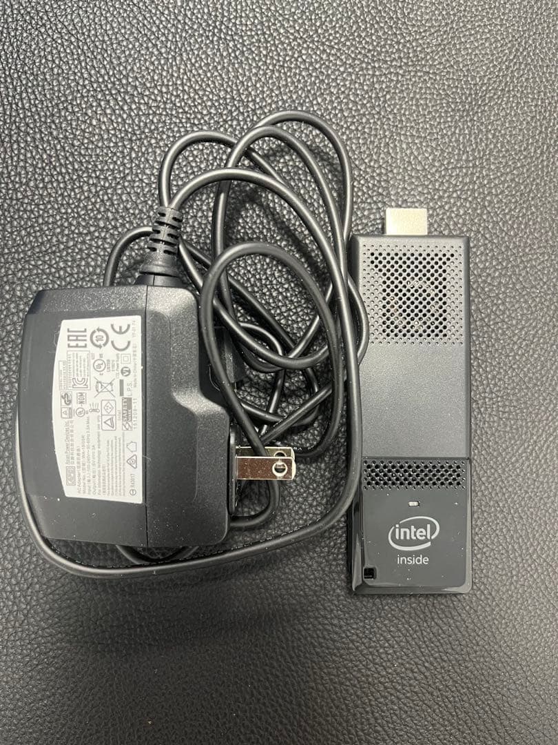 インテル® Compute Stick STK1AW32SC