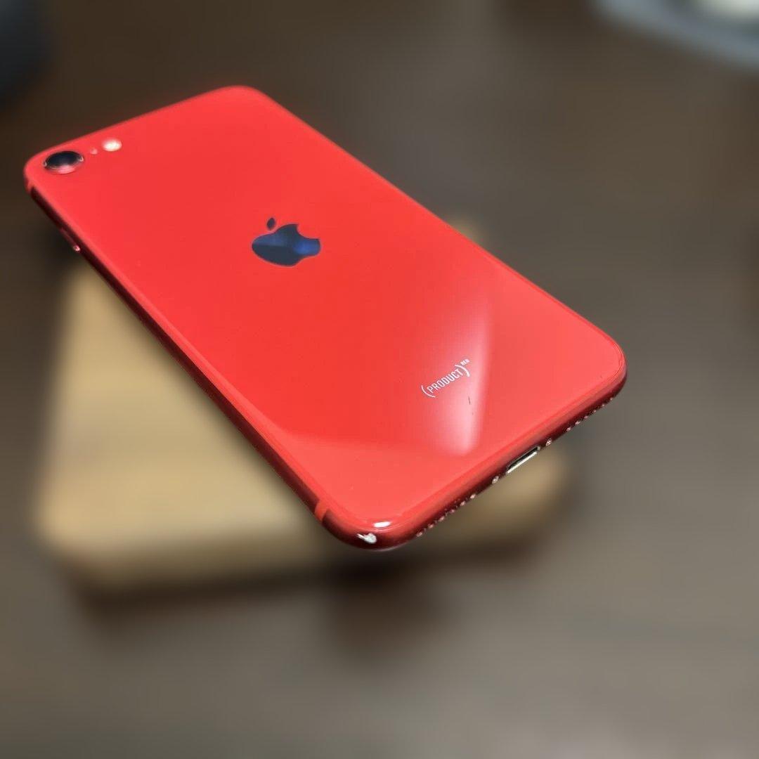 千*ん様 iPhone SE 第2世代 本体 バッテリー最大容量79%