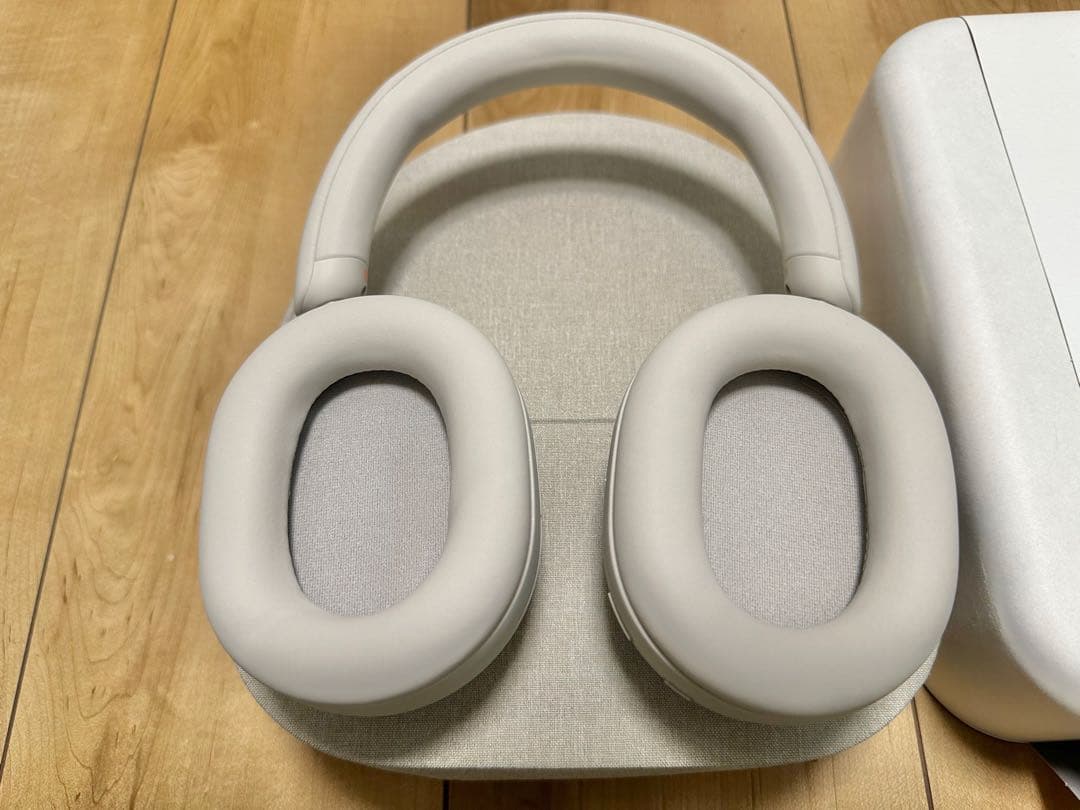 【赤字覚悟】SONY WH-1000XM5 プラチナシルバー　25年3月下旬購入