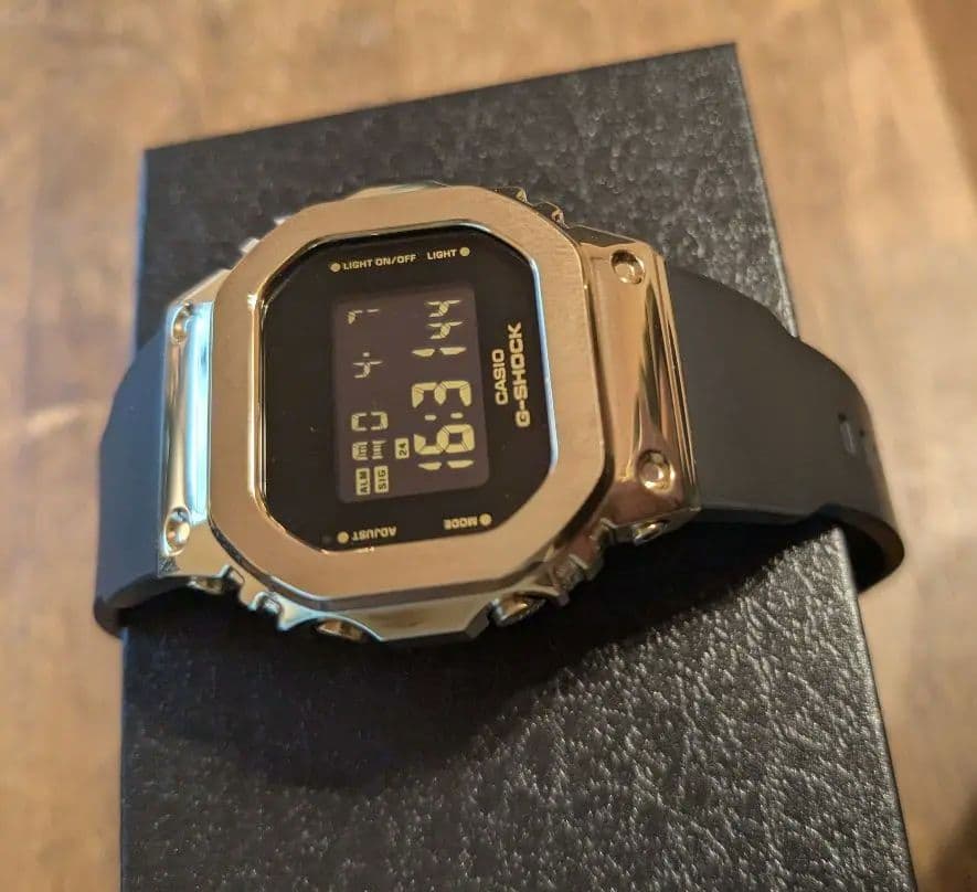 【最終価格】G-SHOCK ゴールド GM-S5600UGB-1JF