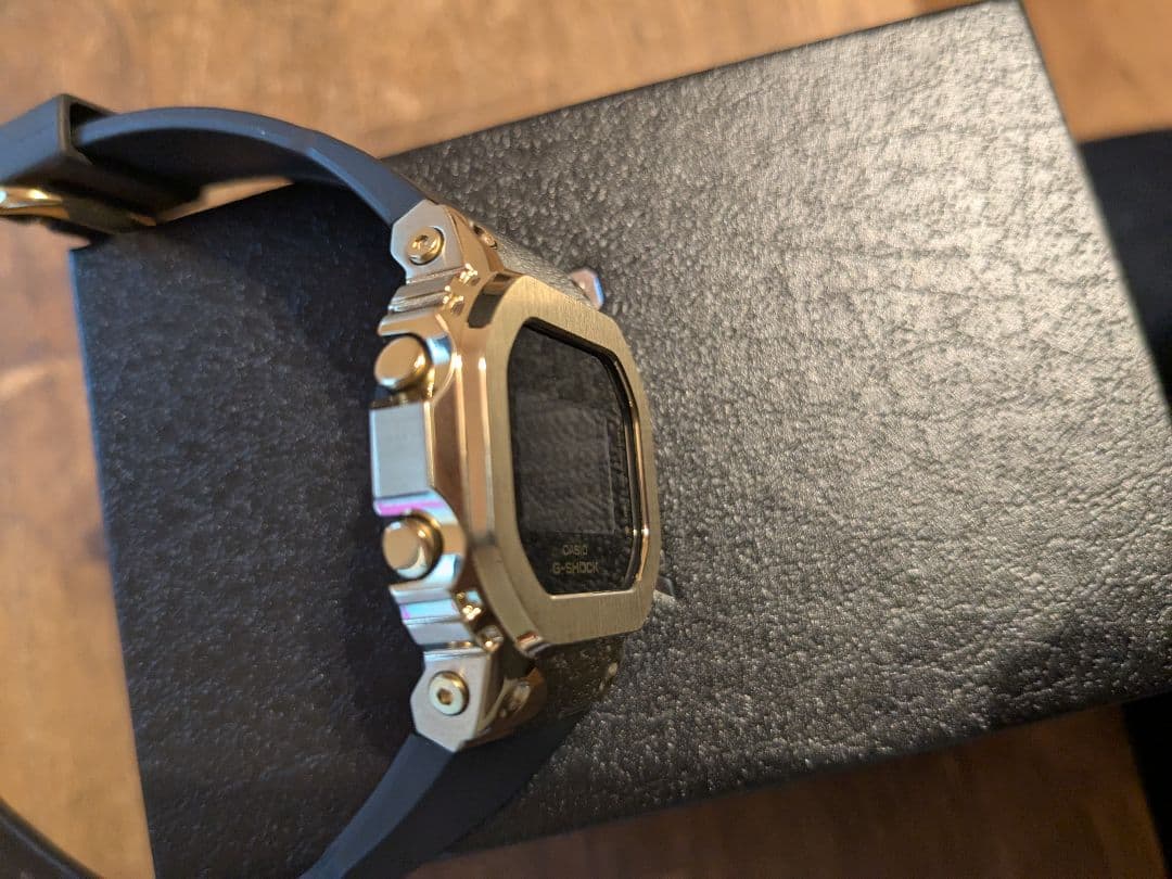 【最終価格】G-SHOCK ゴールド GM-S5600UGB-1JF