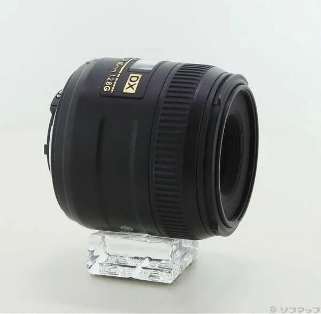 レンズフ-ド付き、Nikon AF-S DX Micro 40mm F2.8G