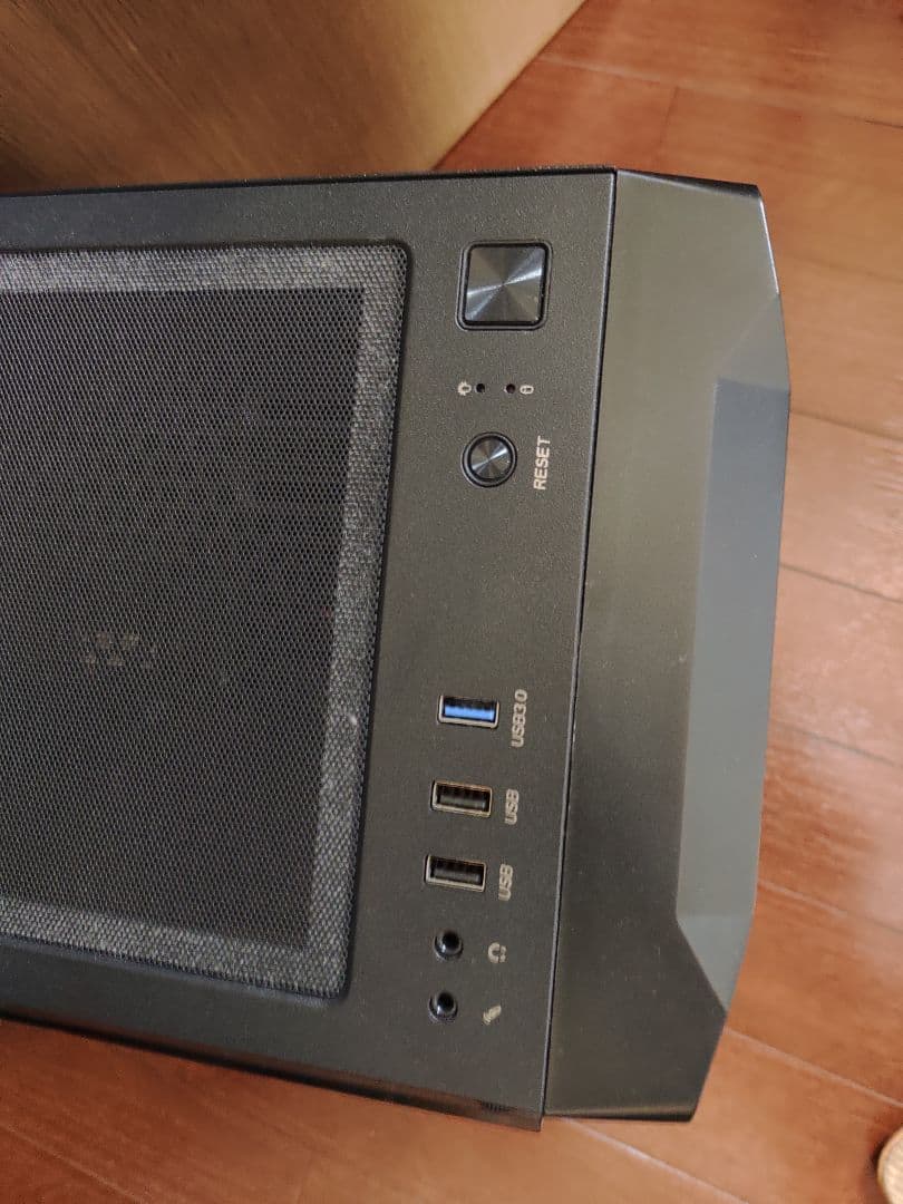 デスクトップPC windows 10 i5-9400 GTX950