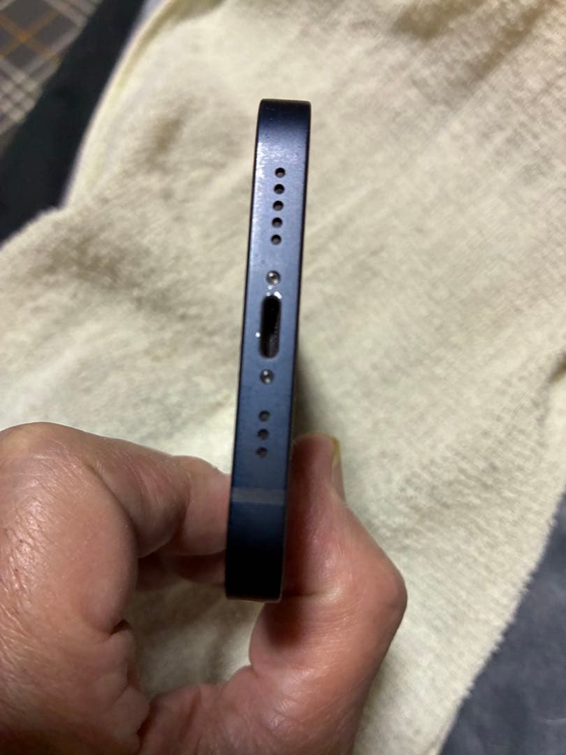 iPhone12・SIMフリー ブラック 64GB利用制限◯ バッテリー83%