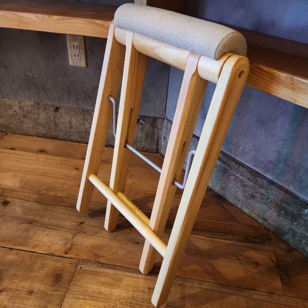 木製カウンターチェア 布製クッション付き