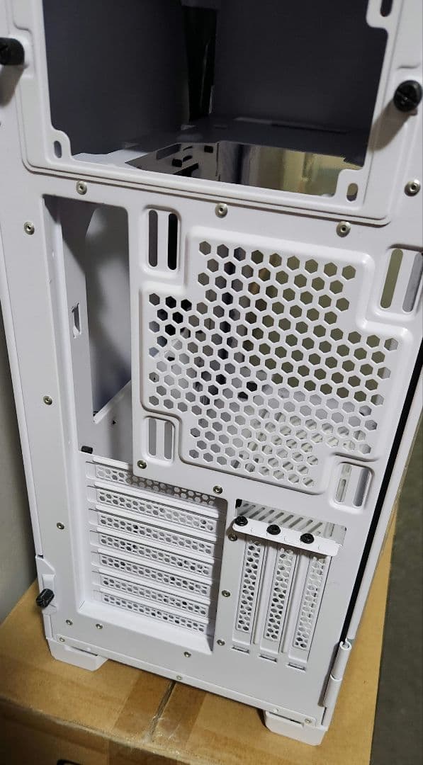 Antec P120 Crystal ホワイト PCケース