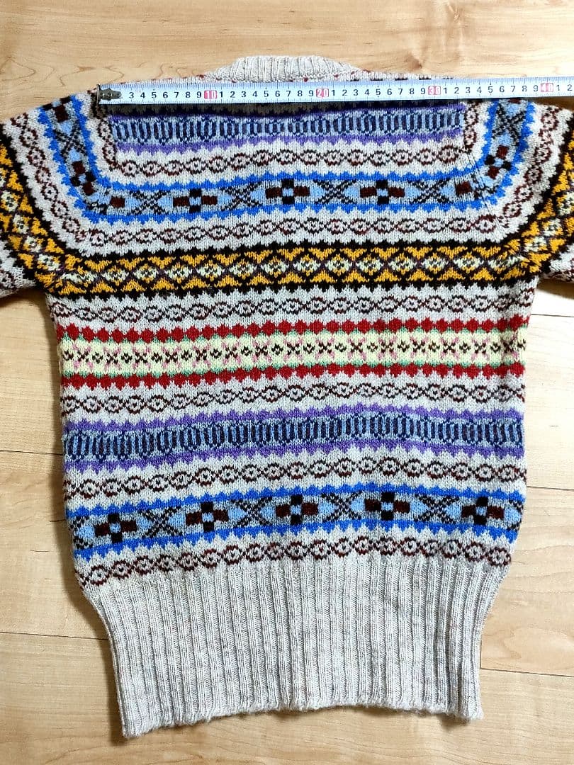 Jamieson’s　fennica beams別注　ラウンドカラーカーディガン