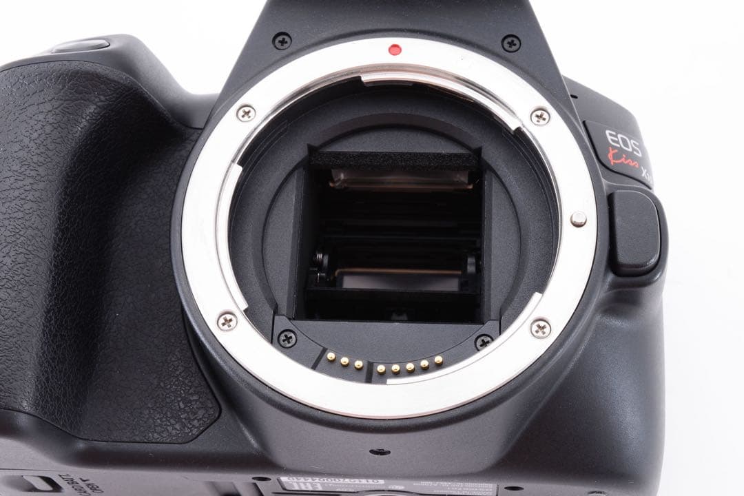 一眼レフカメラ Canon EOS Kiss X10標準&望遠ダブルレンズセット