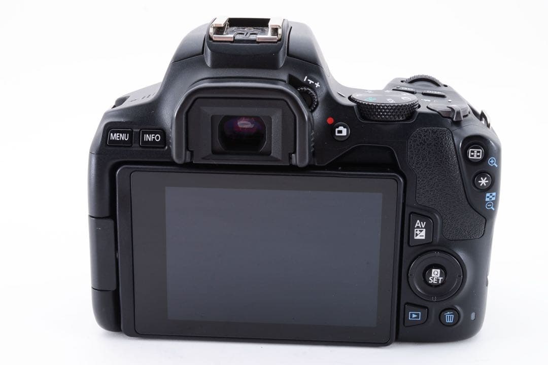 一眼レフカメラ Canon EOS Kiss X10標準&望遠ダブルレンズセット