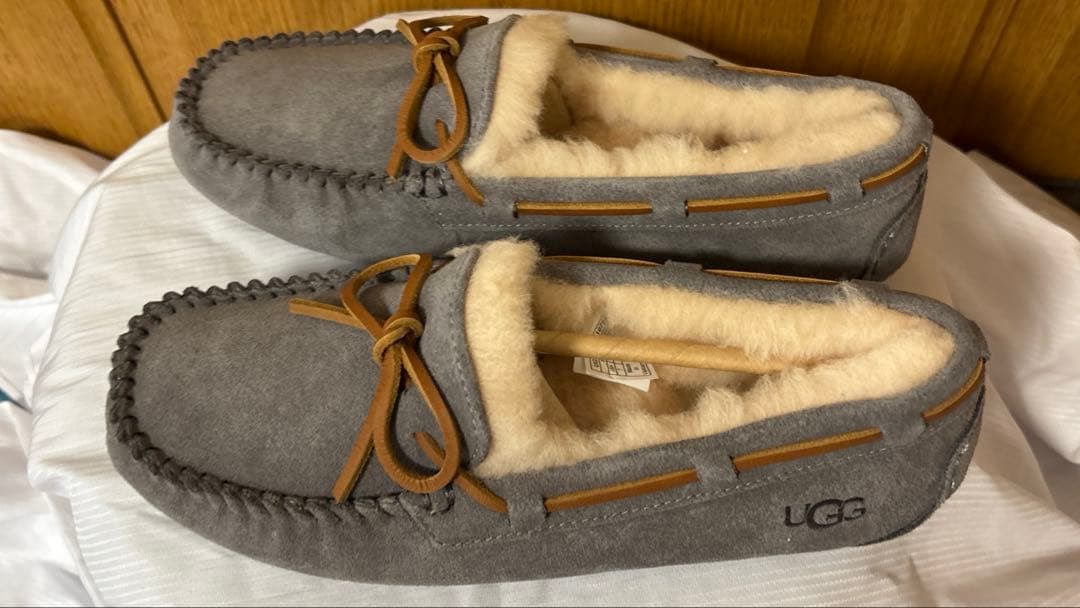 d*y様 新品未使用UGG モカシン1107949