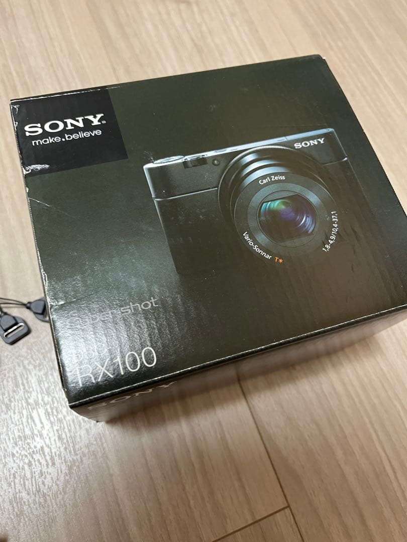 純正ケース、箱・説明書・予備バッテリー付Cyber-shot DSC-RX100