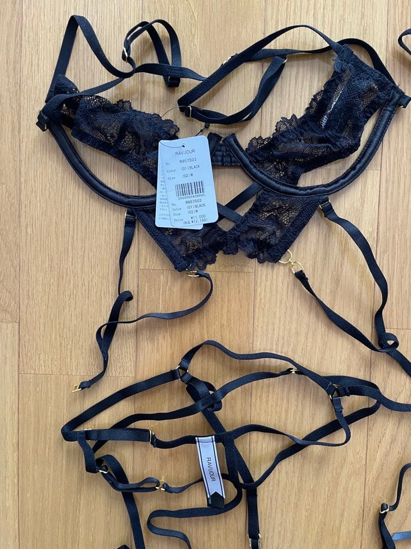 ラヴィジュール ベルアイラッシュ・アリュールマジック 3点セット×２点 M