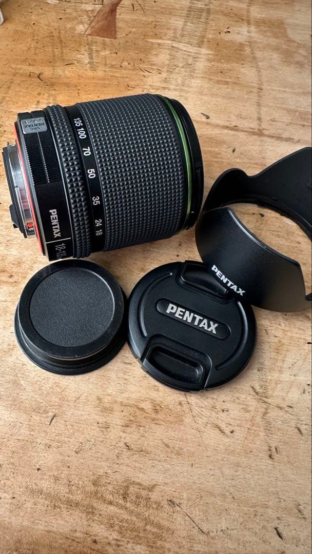 専用　　PENTAX DA18-135ミリED