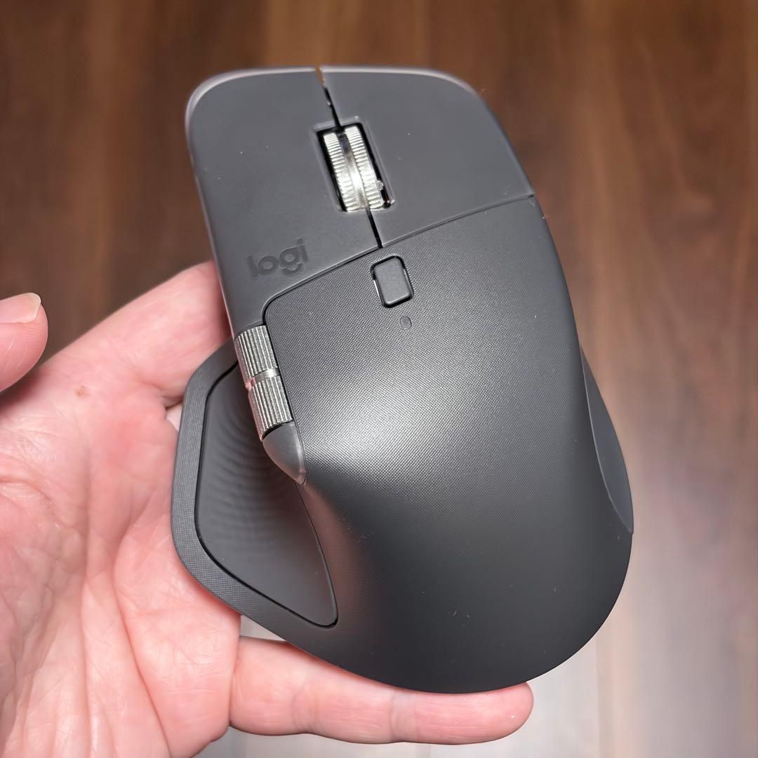 美品 MX Master 4 MX2400GR グラファイト