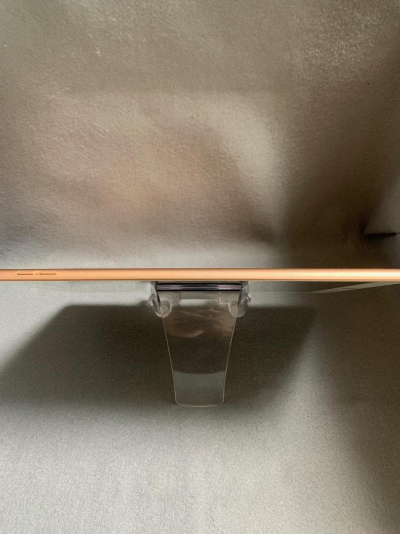 超美品 iPad 第7世代 10.2インチ 128GB WiFi版 ゴールド色