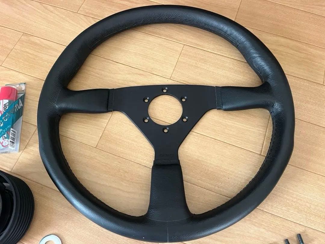 MOMO MONTECARLO ステアリング 38パイ