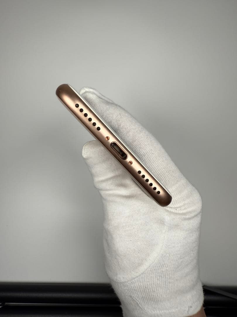 iPhone 8 64GBピンクゴールドSIMロックなし バッテリー82% 本体