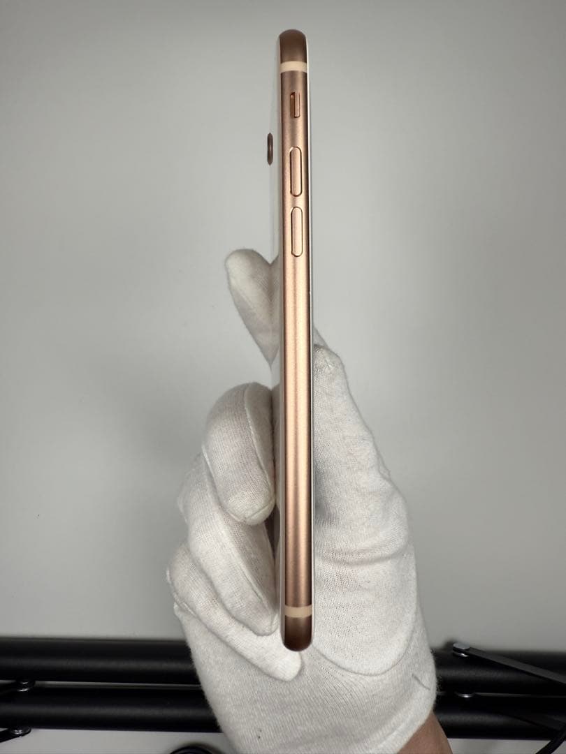 iPhone 8 64GBピンクゴールドSIMロックなし バッテリー82% 本体