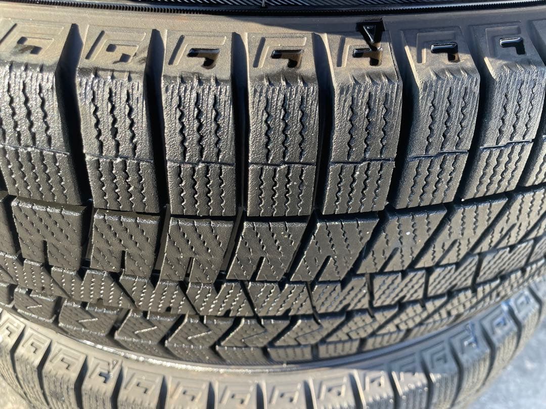 送料込み！アルファード・ヴェルファイア・40型・純正・19インチ・スタッドレス