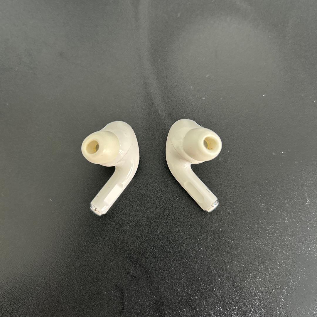 AirPods ホワイト 充電ケース付き