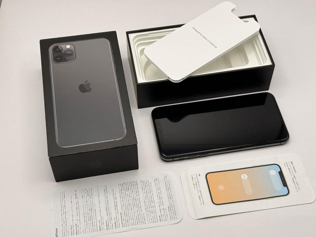 Apple iPhone 11 Pro Max 本体 512Gb SIMフリー