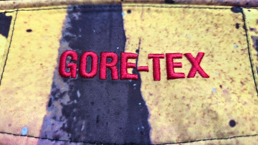 ジャケット・アウター SUPREME GORE-TEX Anorak JACKET