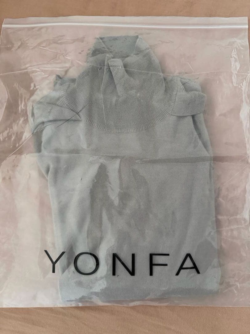 m39lYONFA ヨンファフラッシータートルニット (greige)