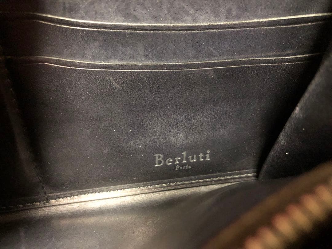 ☆美品☆ベルルッティ イタウバ　長財布　ダークブルー　　ゴールデンパティーヌ