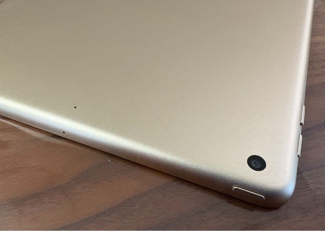 週末セール！12,500→10,000！iPad 第5世代 128GB WiFi