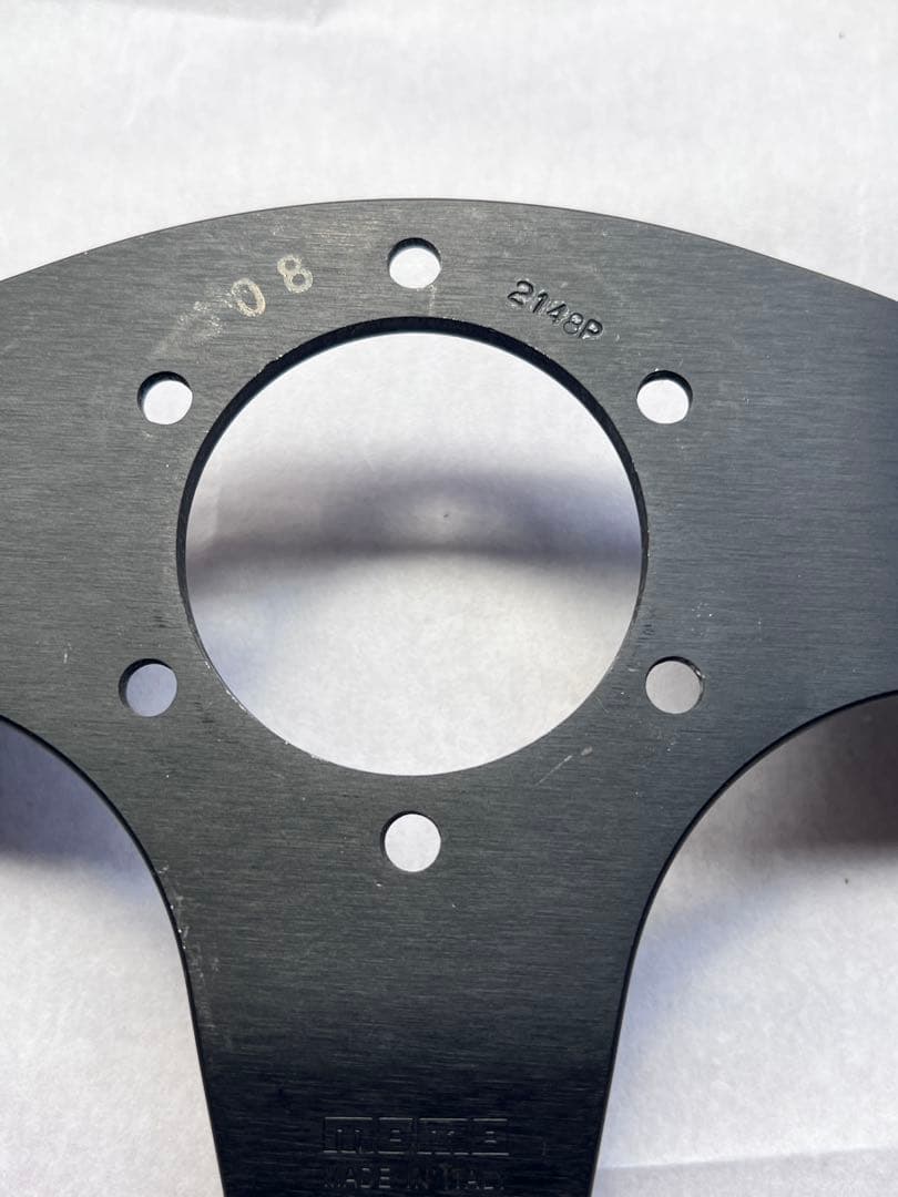 希少　ランチアデルタ EVO2 純正ステアリングMOMOコルサ