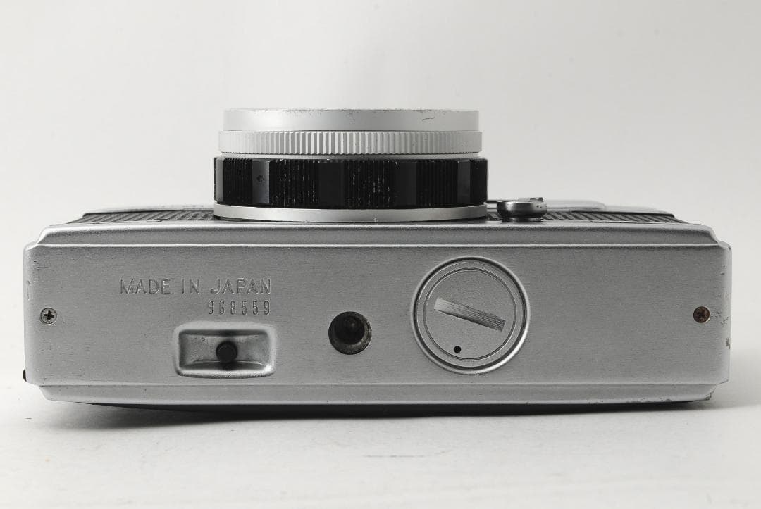 オリンパス OLYMPUS-PEN EED ハーフサイズフィルムカメラ