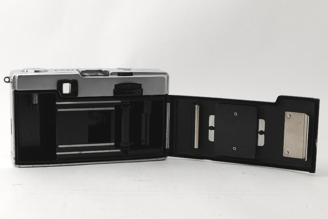 オリンパス OLYMPUS-PEN EED ハーフサイズフィルムカメラ