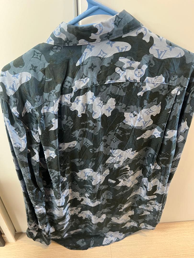 LOUIS VUITTON カモフラージュ柄長袖シャツ