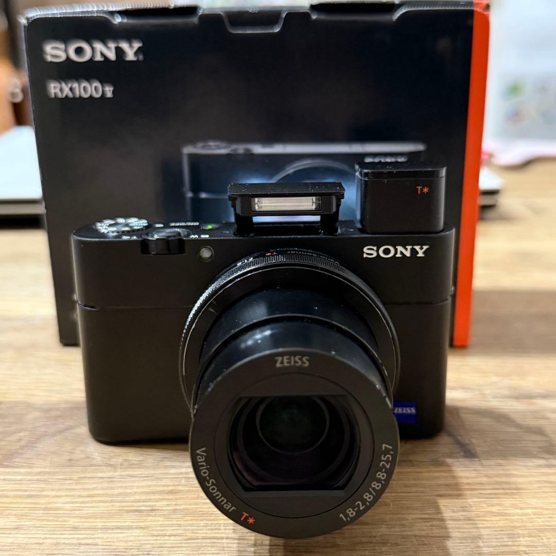 デジタルカメラ SONY DSC-RX100M5A