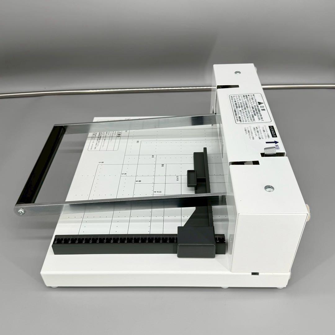 パーソナル断裁機 200DX ホワイト Durodex　自炊裁断機