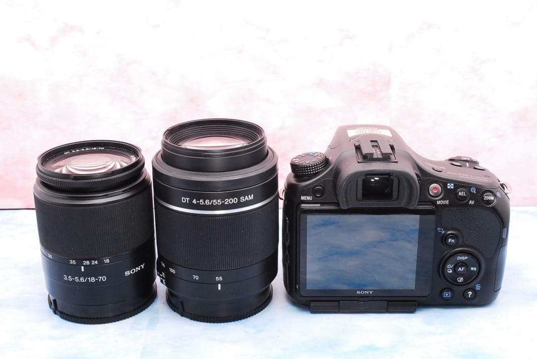 SONY α57☆一眼レフカメラ☆SLT-A57☆ショット数少☆Wレンズ