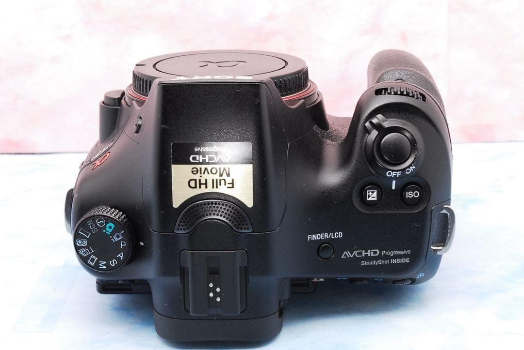 SONY α57☆一眼レフカメラ☆SLT-A57☆ショット数少☆Wレンズ