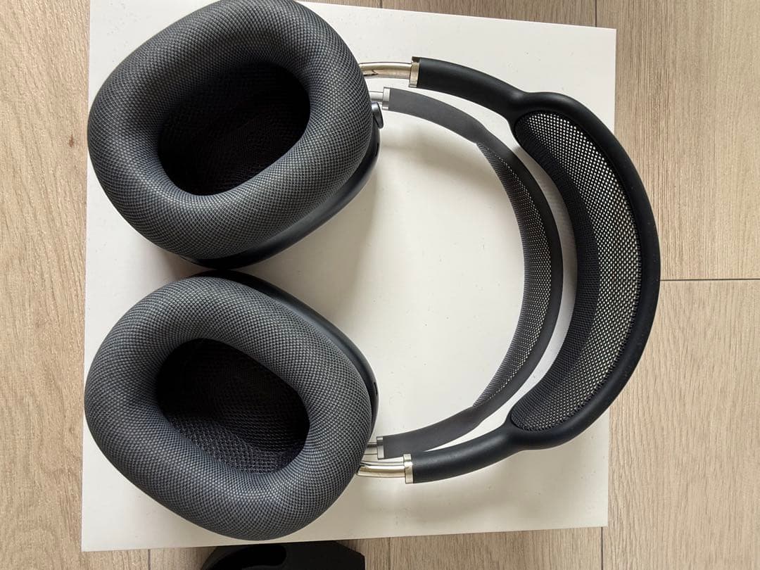 Apple Airpods max 2024年発売