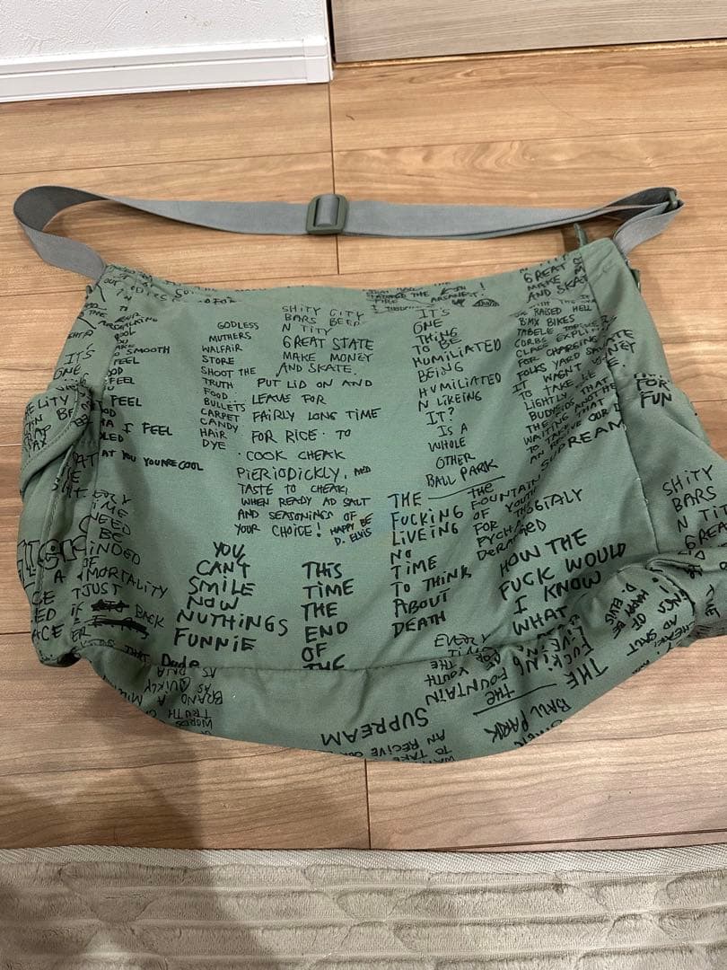 m*a様 Supreme Field Messenger Bag Gonz バッ