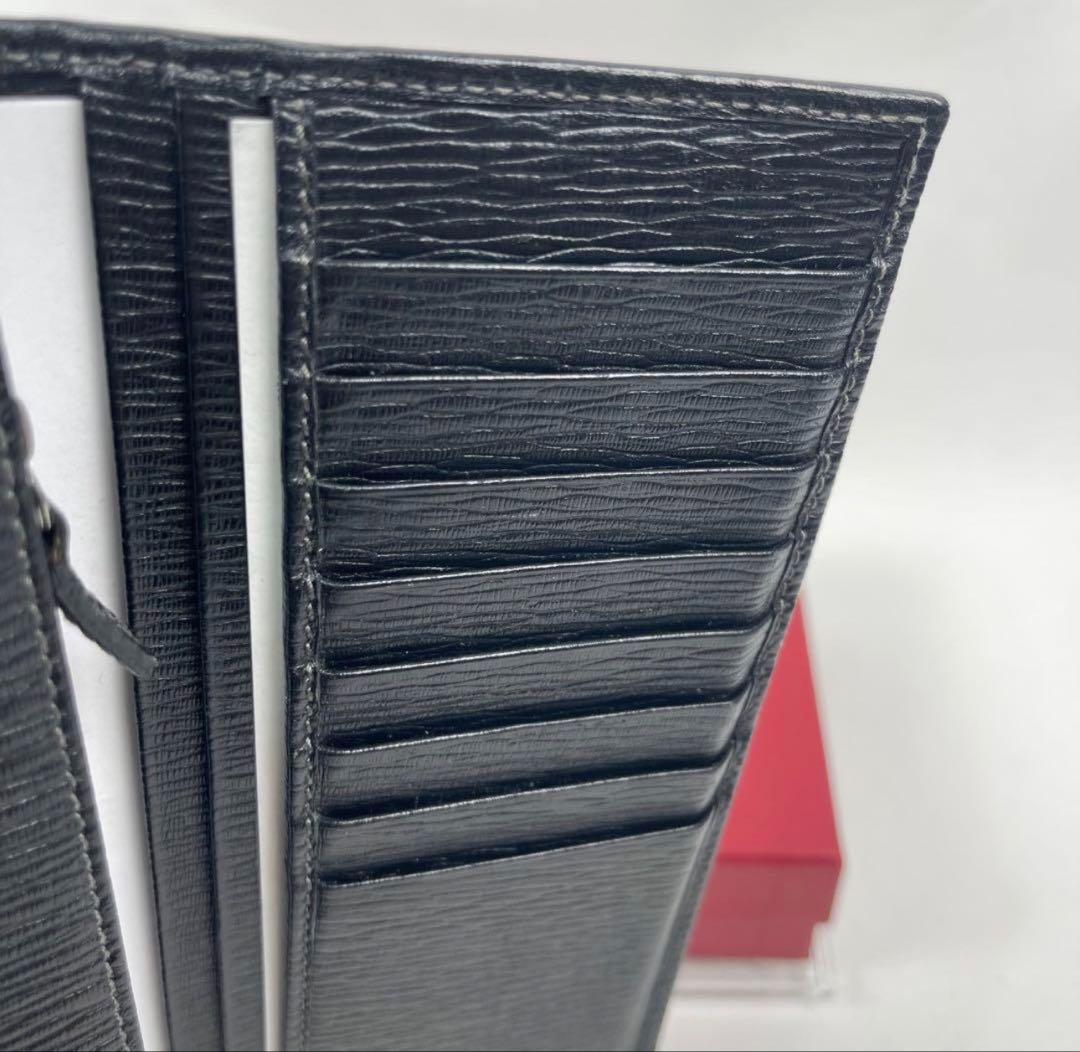 Ferragamo 黒 レザー 長財布 未使用