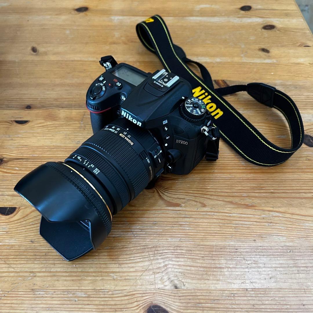 Nikon D7200 レンズキット　クリーニング済み